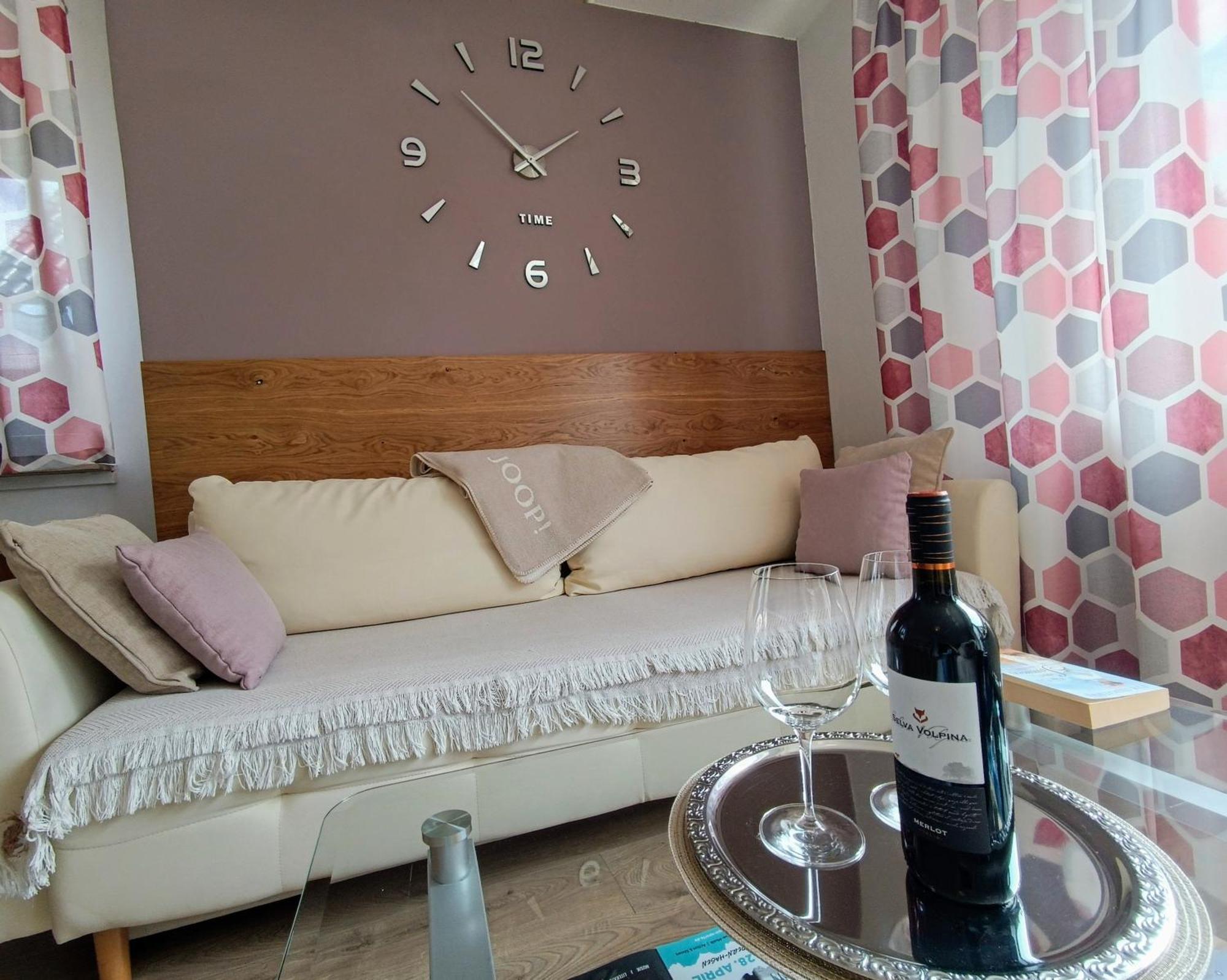 Ferienwohnung Sonnenblick Und Relax Sundern Bagian luar foto